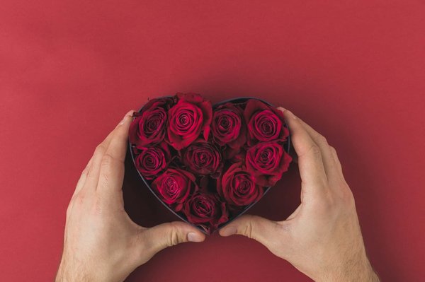 Vivez un Saint Valentin unique avec les roses éternelles
